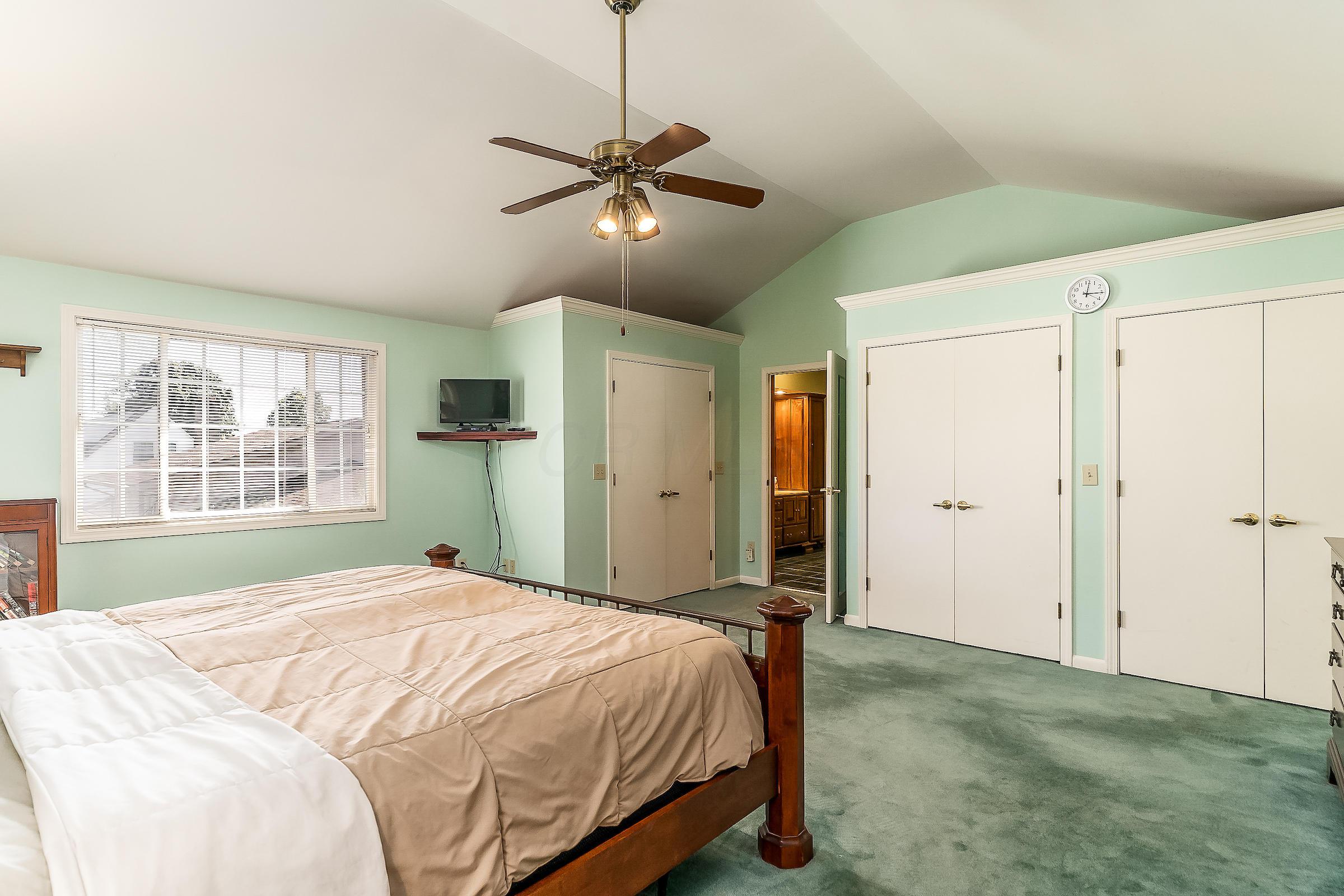 1462 Northam Road Columbus, OH 43221 - Photo 21 of 38