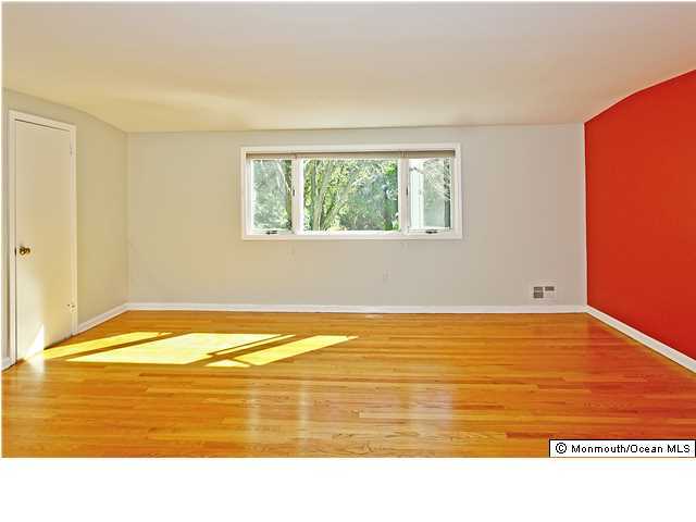 82 Pelican Road Middletown, NJ 07748 - Photo 13 of 25 Additional Photo