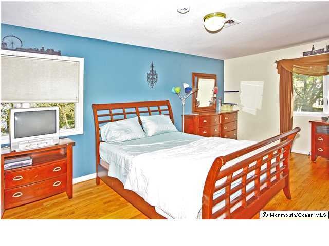 82 Pelican Road Middletown, NJ 07748 - Photo 15 of 25 Additional Photo