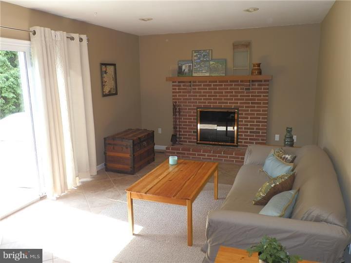 1520 Schwab Road Hatfield, PA 19440 - Photo 7 of 25 Family Room