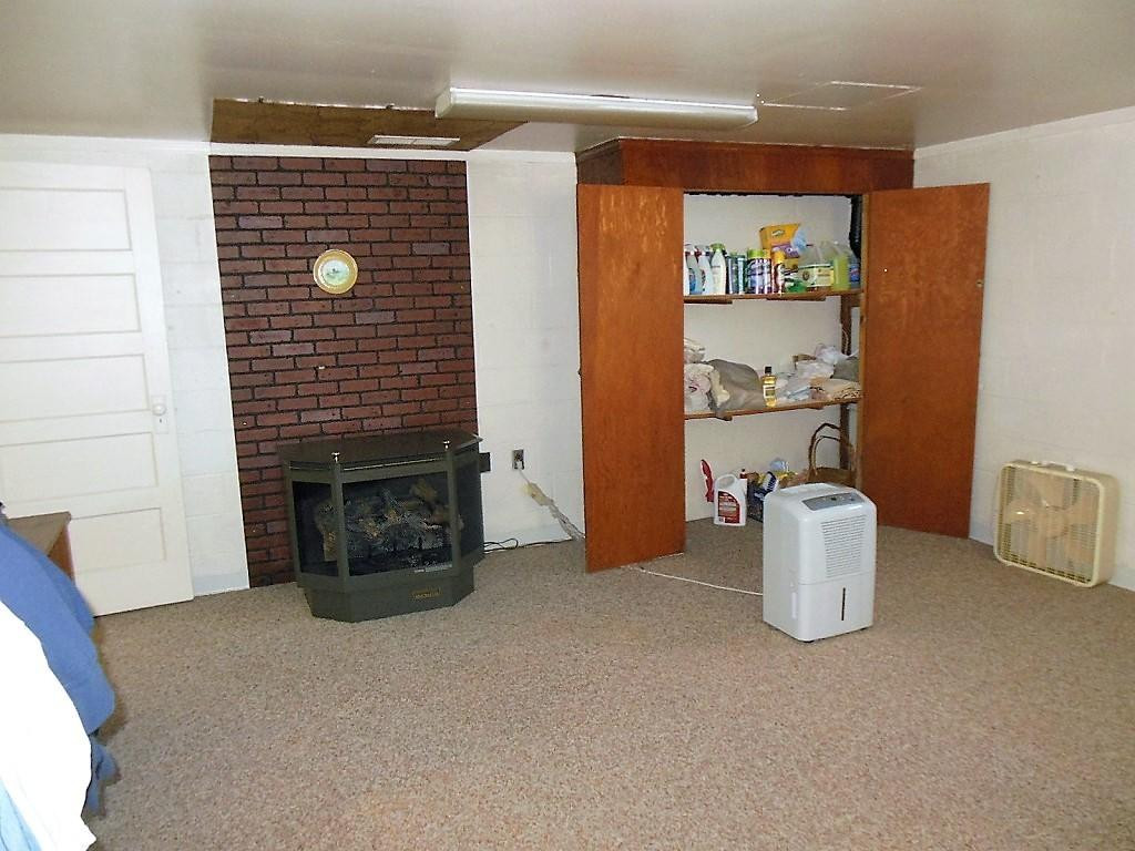 1322 Lick Creek Road Watauga, TN 37694 - Photo 33 of 34 Bsement