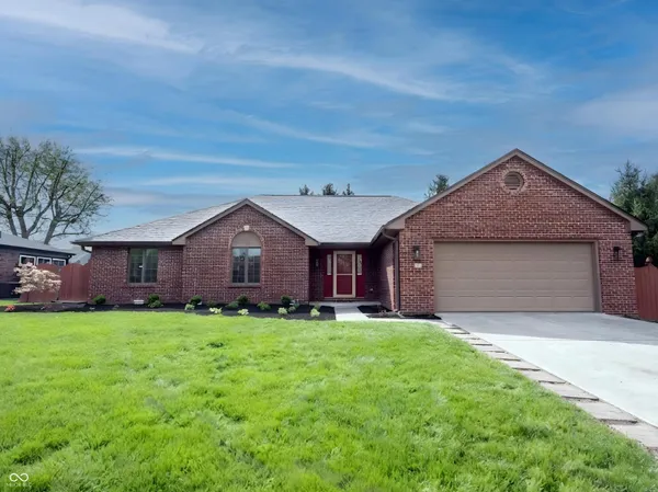 $369,000 | 825 Eastgate Drive, Anderson, IN 46012