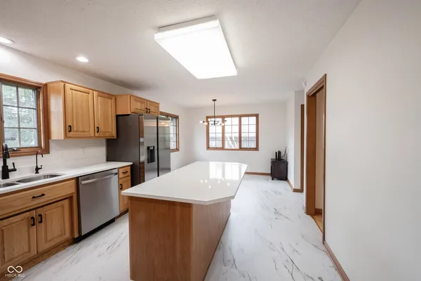 $369,000 | 825 Eastgate Drive, Anderson, IN 46012