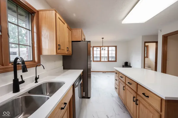 $369,000 | 825 Eastgate Drive, Anderson, IN 46012
