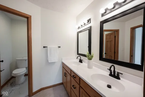 $369,000 | 825 Eastgate Drive, Anderson, IN 46012