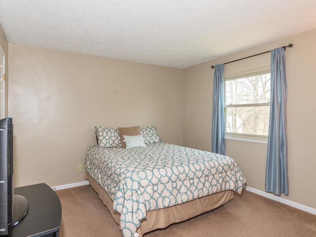 8407 Castle Farms Road Indianapolis, IN 46256 - Photo 14 of 23 Gallery Image 14