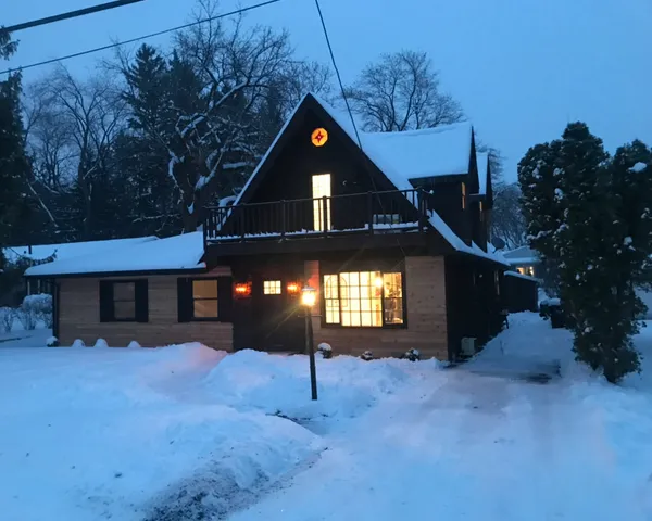 $450,000 | 27 Maple Avenue, Lake Zurich, IL 60047