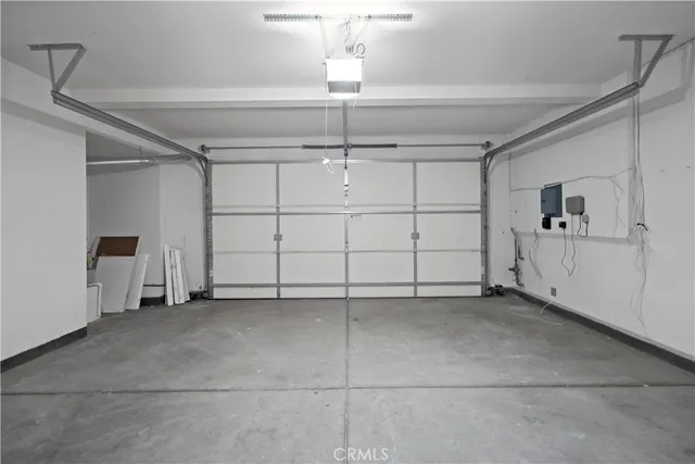 $1,150,000 | 8252 Ivy Springs Court, Eastvale, CA 92880