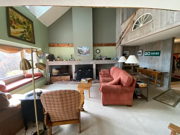 $384,000 | 25 Upper Handle Road, Unit A, West Dover, VT 05356