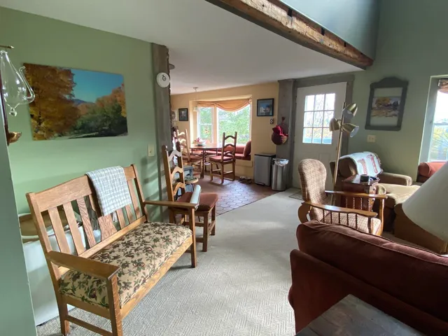 $399,000 | 25 Upper Handle Road, Unit A, West Dover, VT 05356