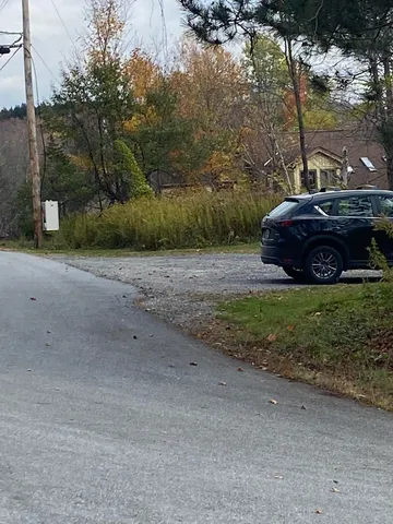 $399,000 | 25 Upper Handle Road, Unit A, West Dover, VT 05356