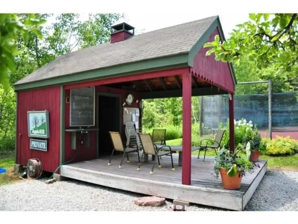 $384,000 | 25 Upper Handle Road, Unit A, West Dover, VT 05356