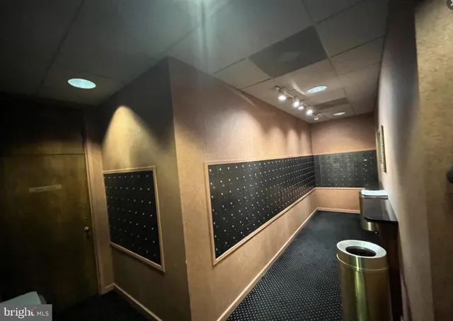 $259,000 | 1800 Old Meadow Road, Unit 1215, McLean, VA 22102