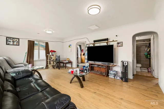 $335,000 | 417 Randolph Drive, Melba, ID 83641