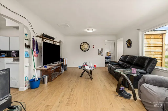 $335,000 | 417 Randolph Drive, Melba, ID 83641