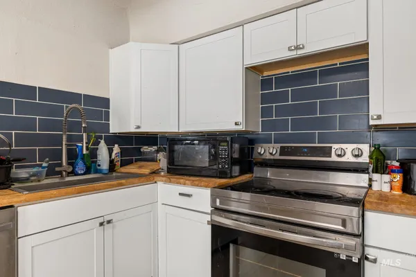 $335,000 | 417 Randolph Drive, Melba, ID 83641