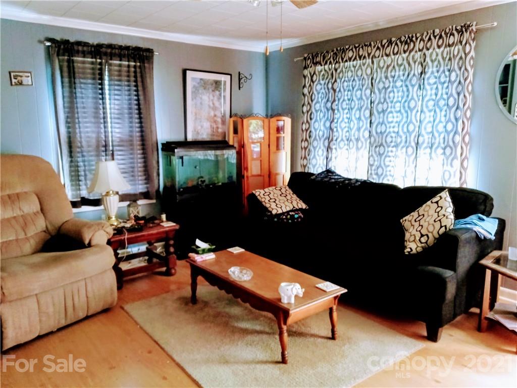 1431 South Ridge Street Shelby, NC 28152 - Photo 3 of 12 Gallery Image 3