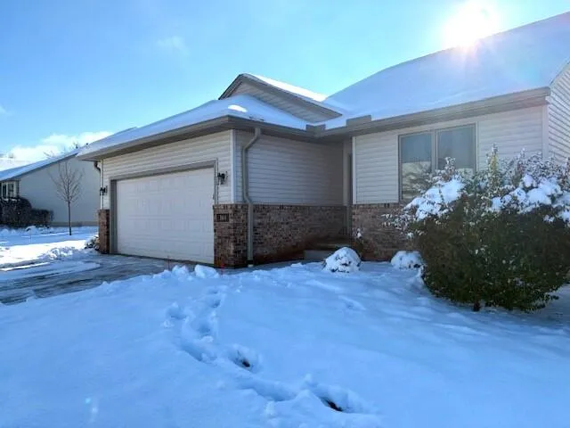 $2,000 | 364 Cottonwood Lane, Saline, MI 48176