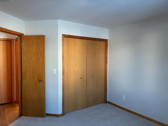 $2,000 | 364 Cottonwood Lane, Saline, MI 48176