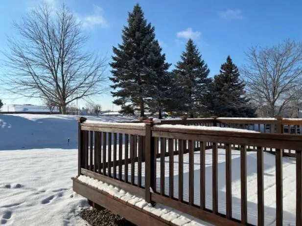 $2,000 | 364 Cottonwood Lane, Saline, MI 48176