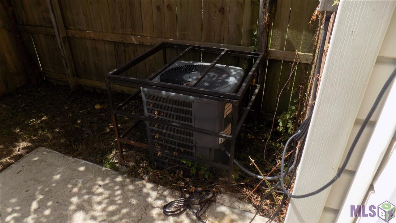 8218 GSRI Avenue Baton Rouge, LA 70820 - Photo 7 of 12 Gallery Image 7