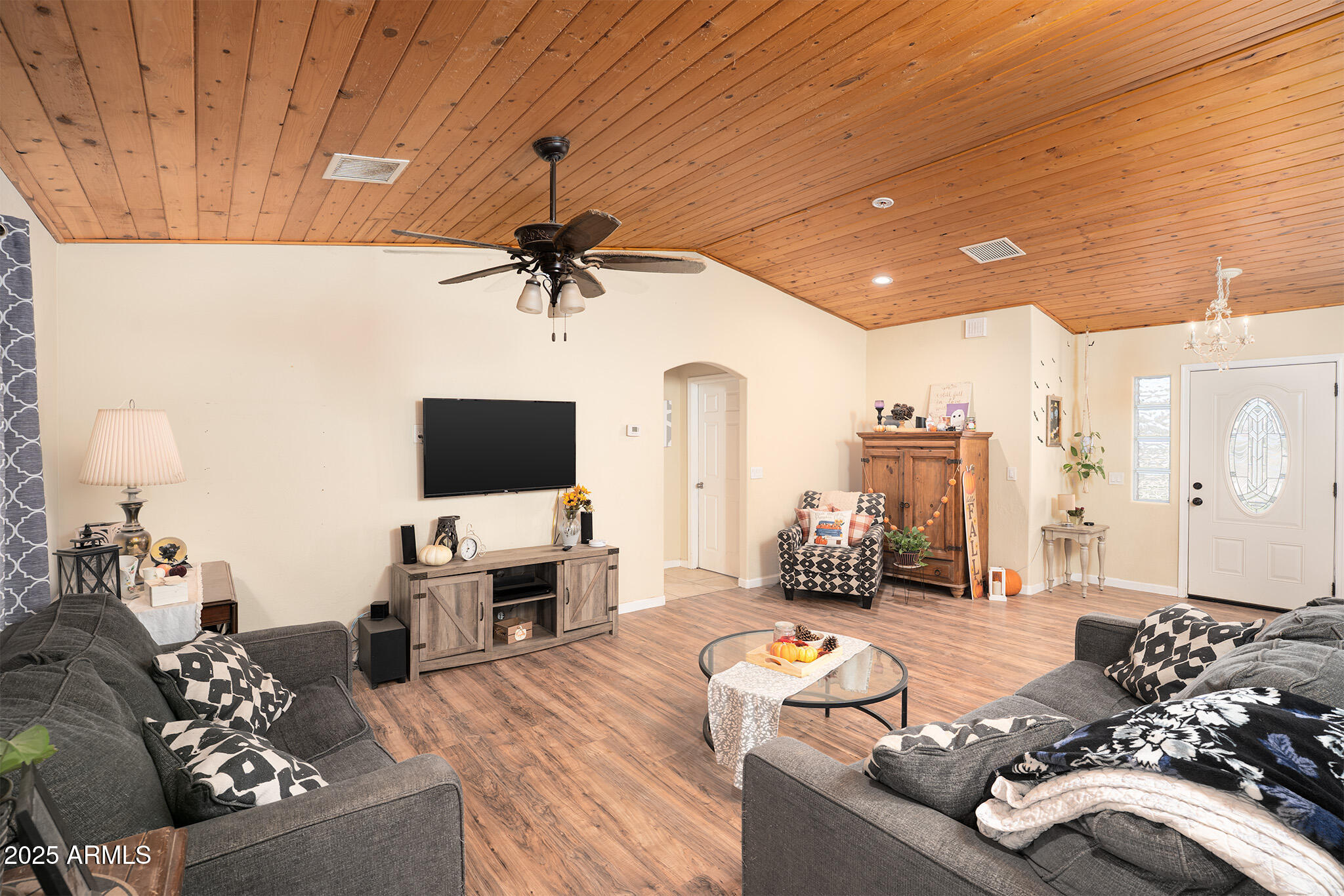 5845 North Bentley Drive Rimrock, AZ 86335 - Photo 6 of 35 a living room with furniture and a flat screen tv