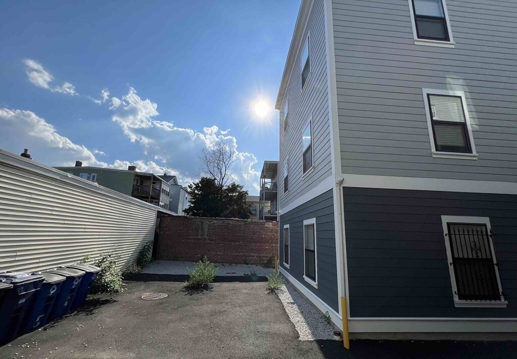 65 Burrell Street, Unit 2 Boston, MA 02119 - Photo 14 of 15