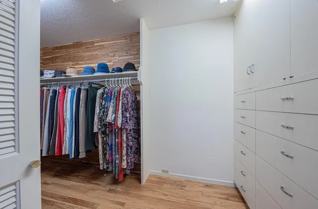 $2,750,000 | 8081 Lake Place, Carmel, CA 93923