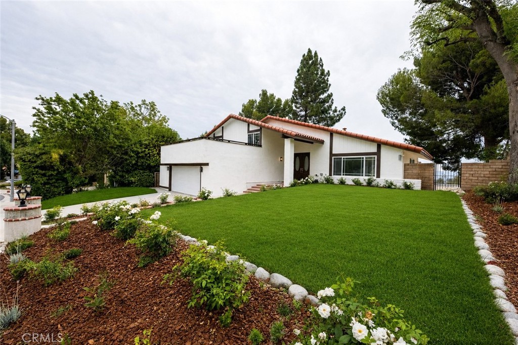 19100 Merion Drive Porter Ranch, CA 91326 - Photo 4 of 53