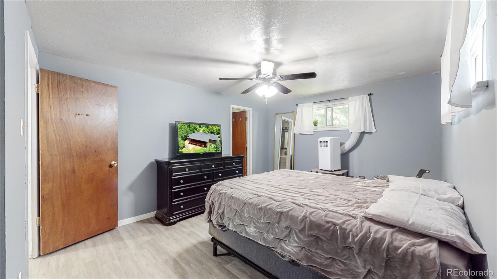 4469 Dover Street Wheat Ridge, CO 80033 - Photo 12 of 35 Gallery Image 12