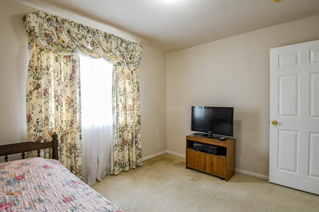 $485,000 | 3222 Mossy Elm Court, Houston, TX 77059