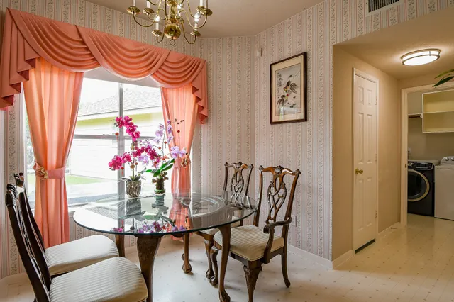 $485,000 | 3222 Mossy Elm Court, Houston, TX 77059