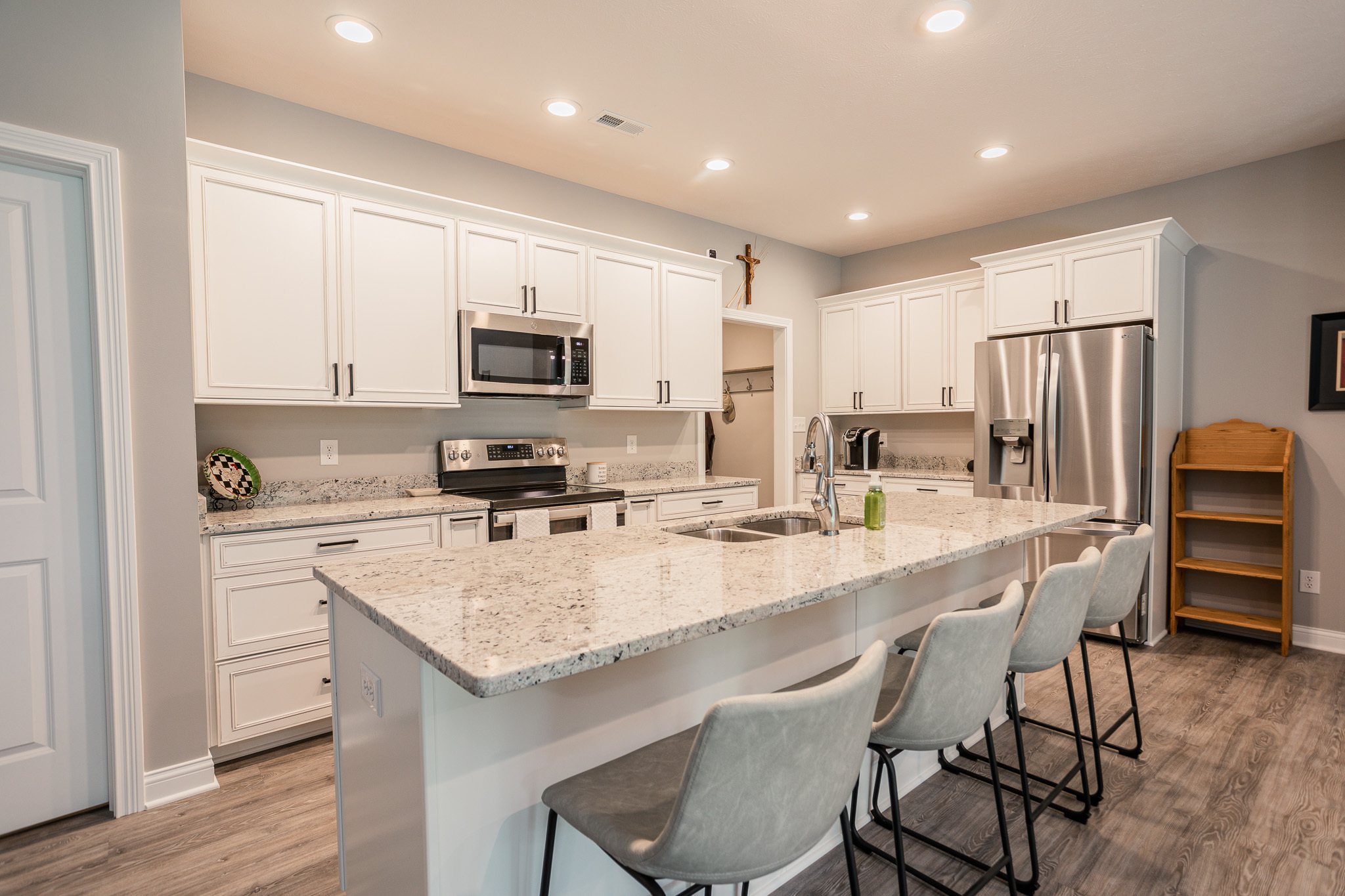 308 Bay Ridge Drive Pendleton, IN 46064 - Photo 13 of 53