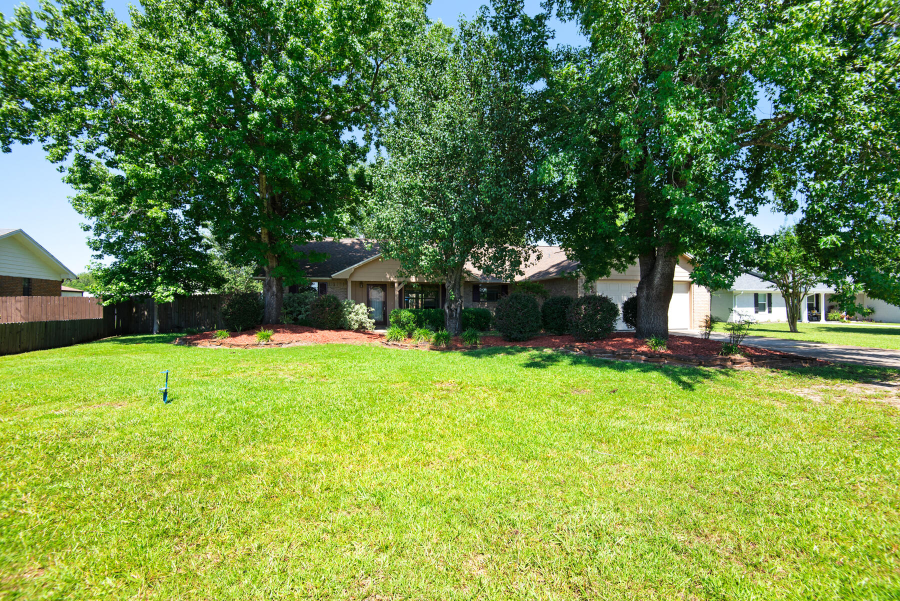 2302 Pentland Road Lynn Haven, FL 32444 - Photo 6 of 40 a house view with a garden space