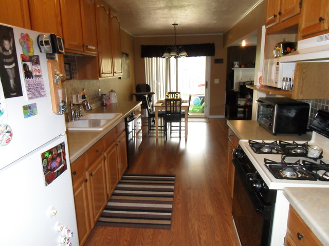 102 Heathgate Road Montgomery, IL 60538 - Photo 4 of 13
