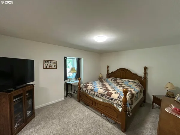 $574,000 | 1690 Skyline Drive, Tillamook, OR 97141