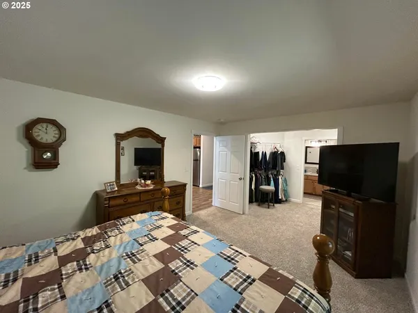 $574,000 | 1690 Skyline Drive, Tillamook, OR 97141