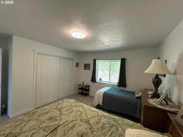 $574,000 | 1690 Skyline Drive, Tillamook, OR 97141