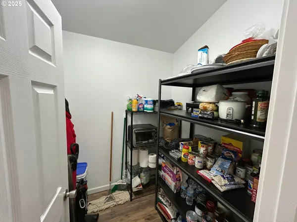 $574,000 | 1690 Skyline Drive, Tillamook, OR 97141