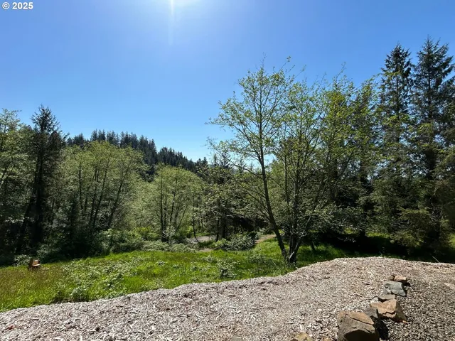 $574,000 | 1690 Skyline Drive, Tillamook, OR 97141