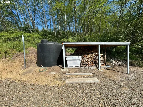 $574,000 | 1690 Skyline Drive, Tillamook, OR 97141