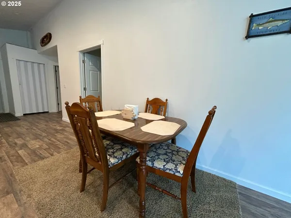 $574,000 | 1690 Skyline Drive, Tillamook, OR 97141