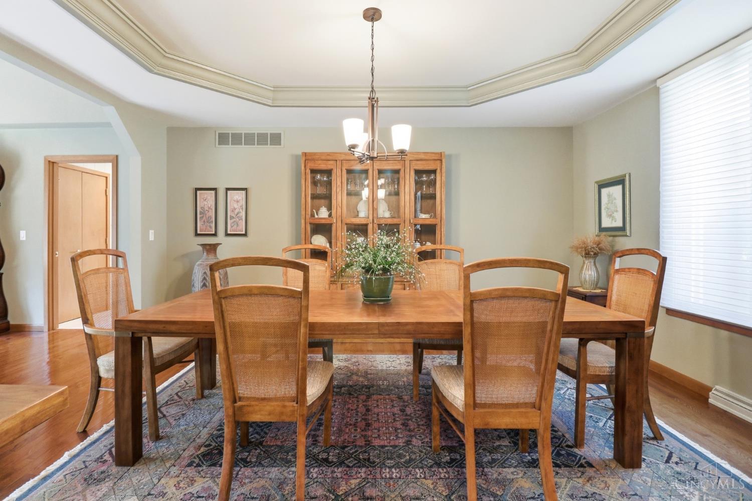 5661 Dunlap Road Cincinnati, OH 45252 - Photo 9 of 73 Gallery Image 9