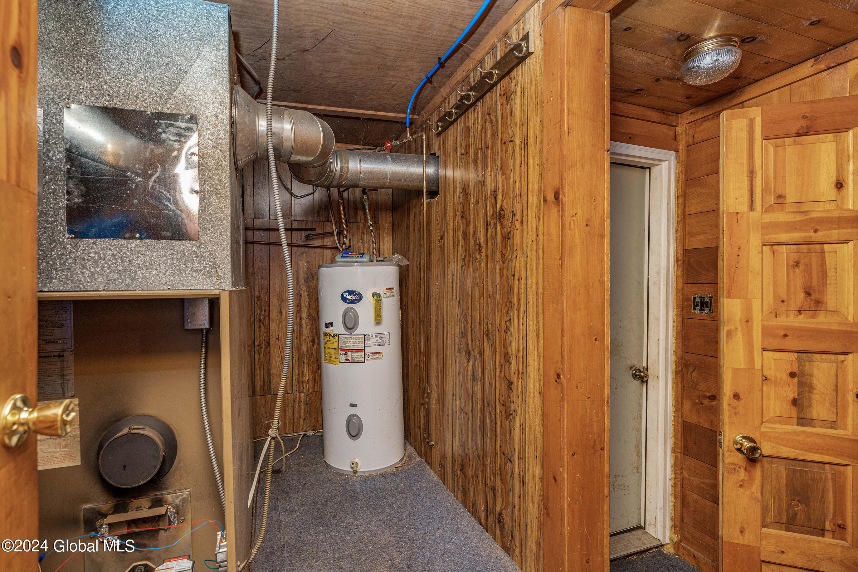 5638 Highway 28N Newcomb, NY 12852 - Photo 18 of 48 025-5638-NY-28N