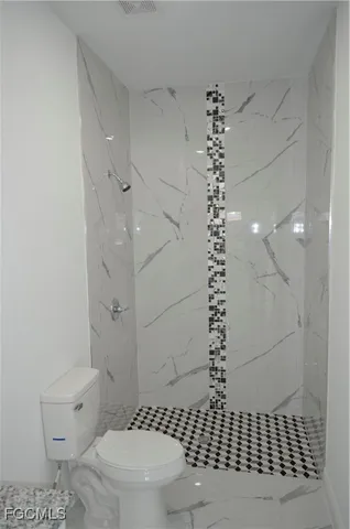 $1,950 | 2610 34th Street West, Lehigh Acres, FL 33971