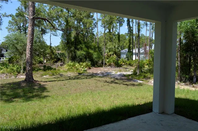 $1,950 | 2610 34th Street West, Lehigh Acres, FL 33971