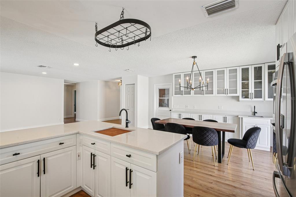 1419 Windmill Pointe Road Palm Harbor, FL 34685 - Photo 12 of 35