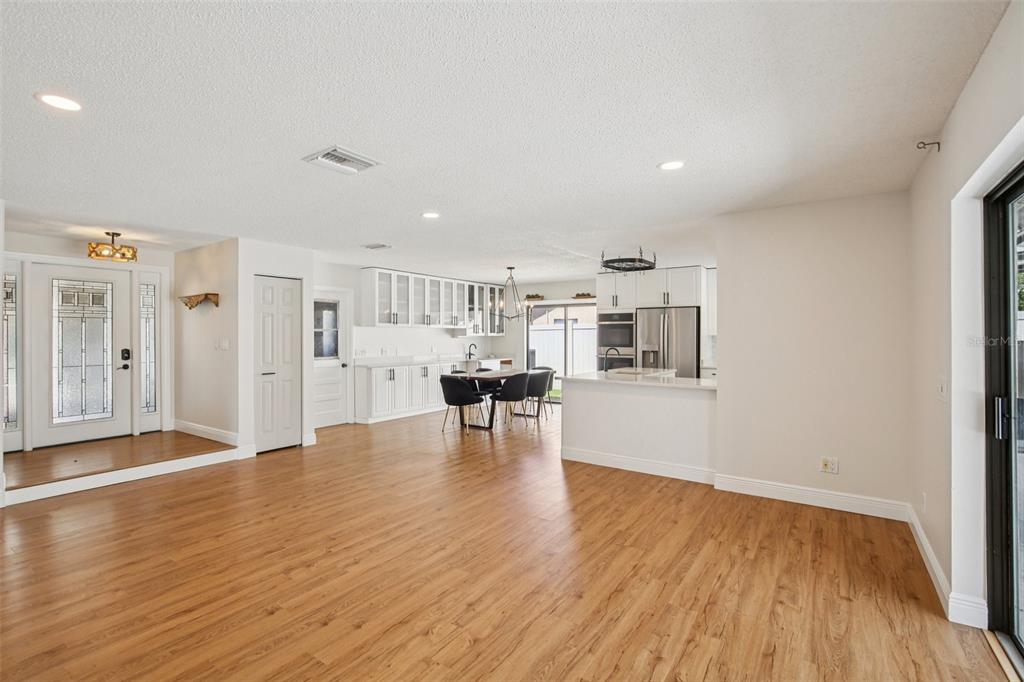 1419 Windmill Pointe Road Palm Harbor, FL 34685 - Photo 3 of 35