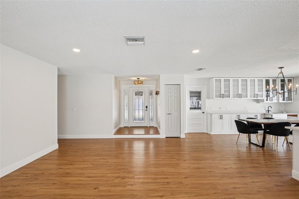 1419 Windmill Pointe Road Palm Harbor, FL 34685 - Photo 4 of 35