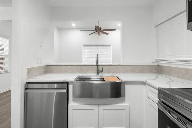 $225,000 | 404 Dollins Street, Cedar Hill, TX 75104